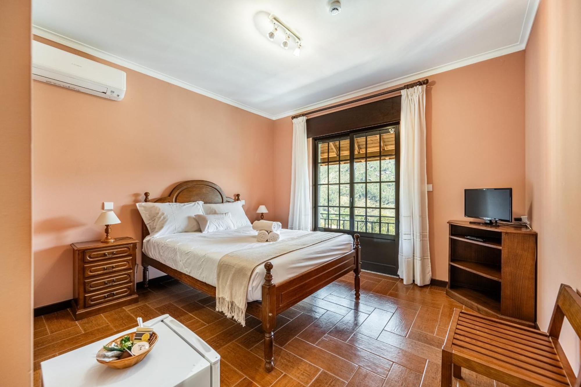 Quinta Da Carvalha Villa Geres Kültér fotó