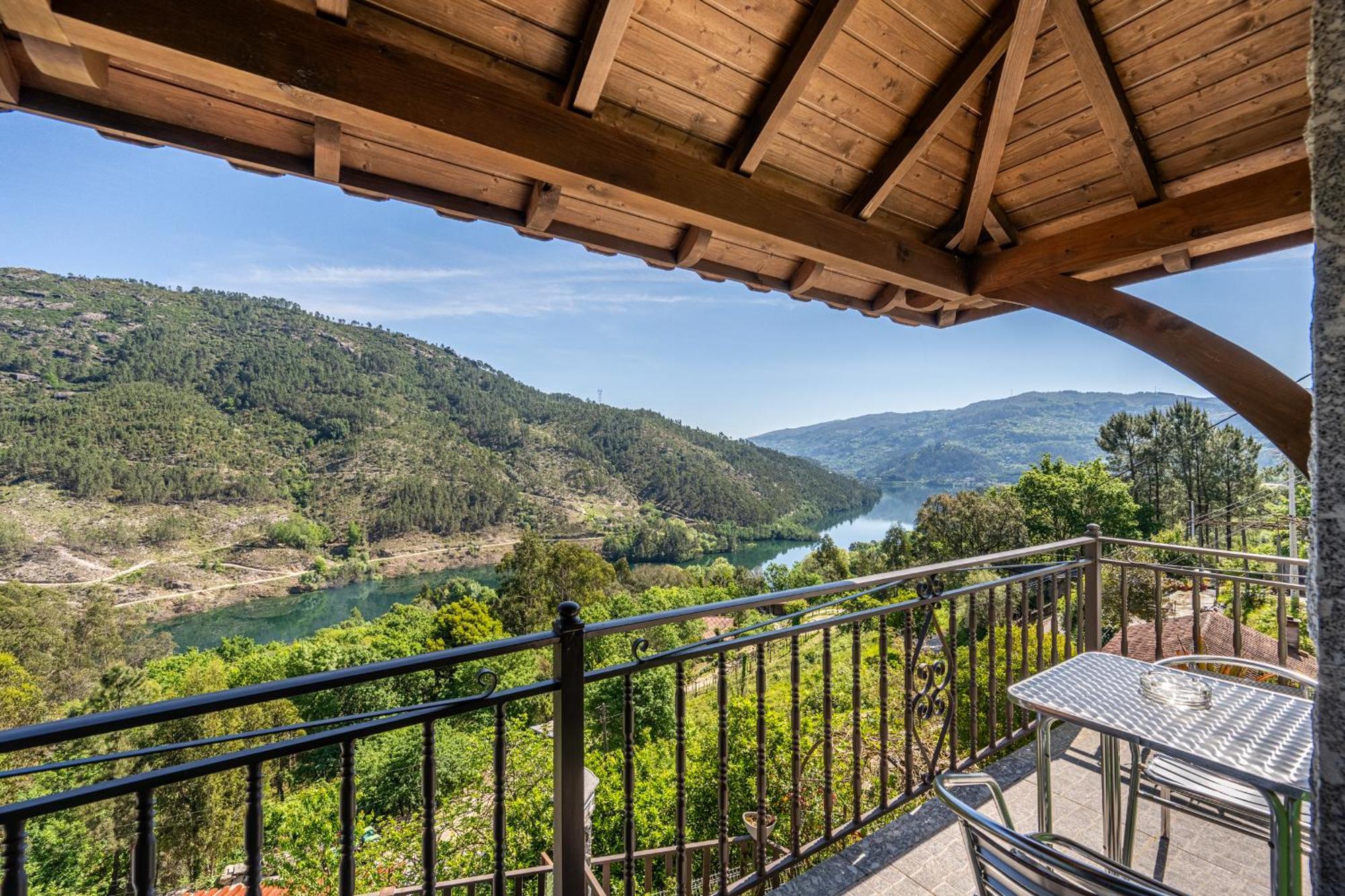 Quinta Da Carvalha Villa Geres Kültér fotó